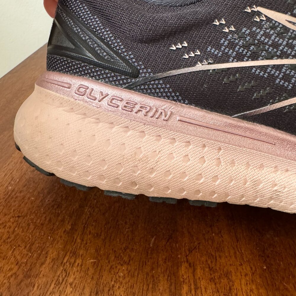 Brooks Glycerin 19 in Black and Pink - Picture 2 of 14